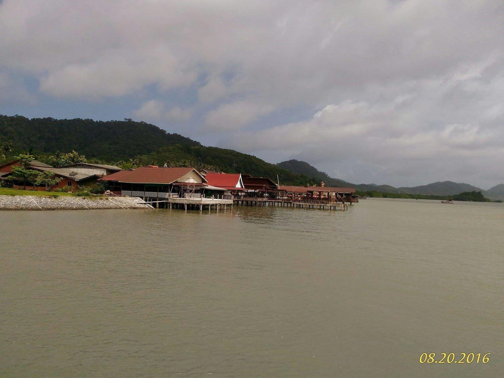 SER-EN-DIP-I-TY - SHA Extra Plus Ko Lanta Exterior foto