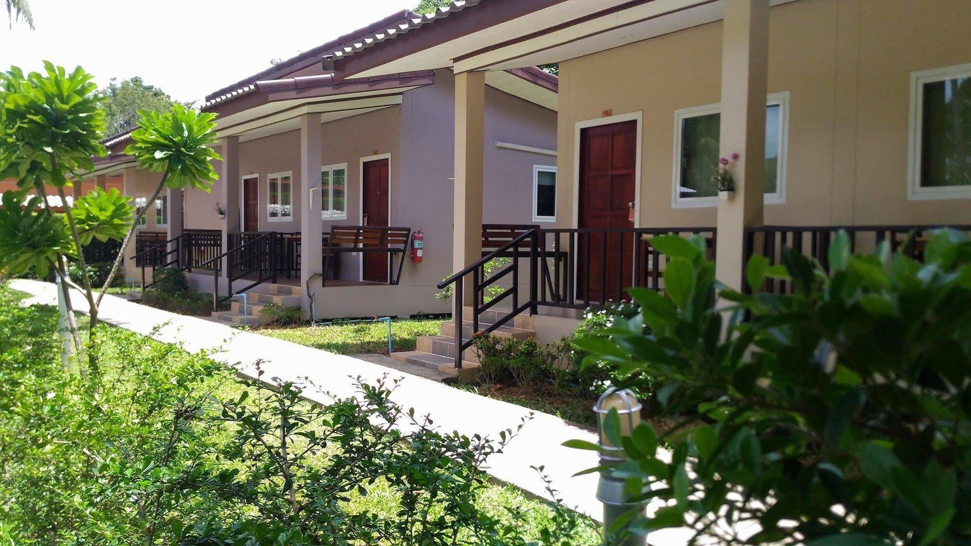 SER-EN-DIP-I-TY - SHA Extra Plus Ko Lanta Exterior foto